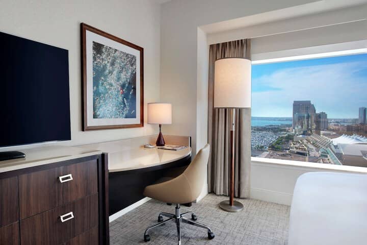 Room 30 of 175