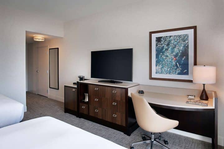 Room 17 of 175