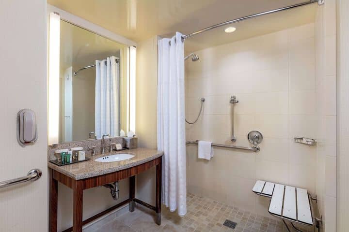Room 75 of 175