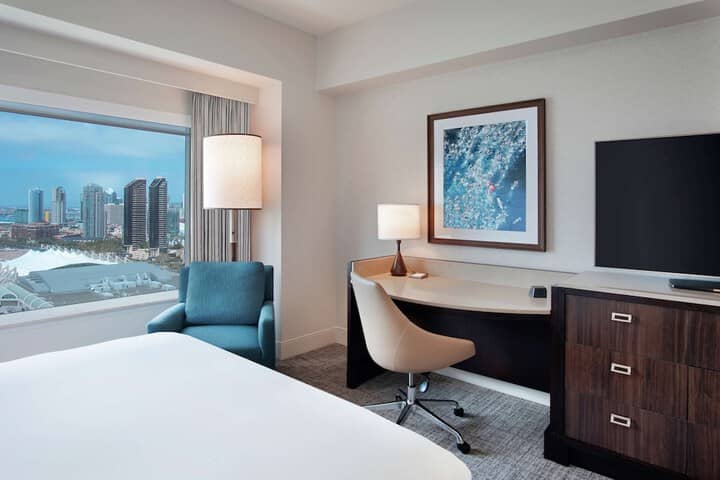 Room 28 of 175