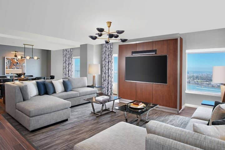 Room 49 of 175