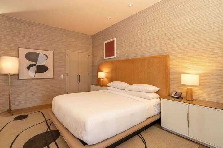 Room 44 of 96