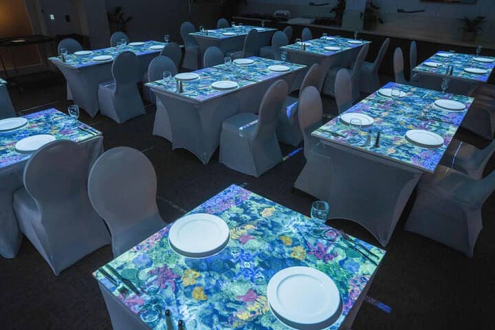 Dining 73 of 96